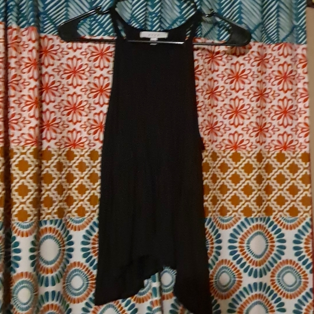 Cute flowy tank top